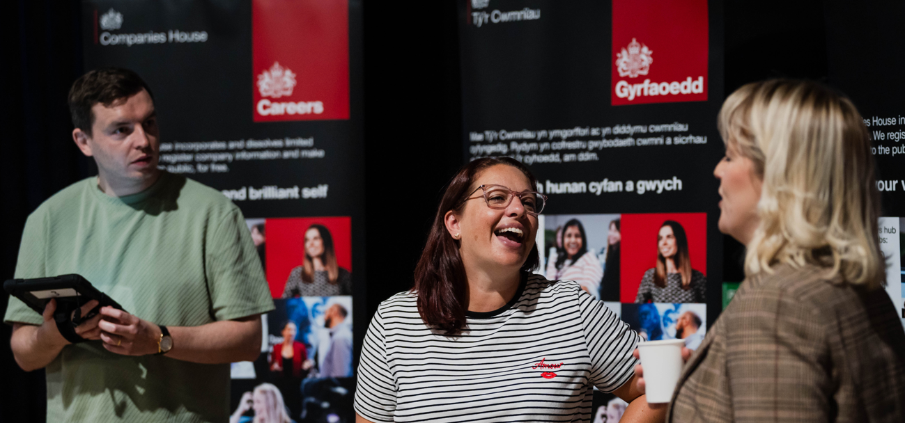 From Uni to Civil Service: How to Nail Your First Application